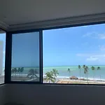 Apartamento Novo, Vista Mar, Area Nobre De Maceio.