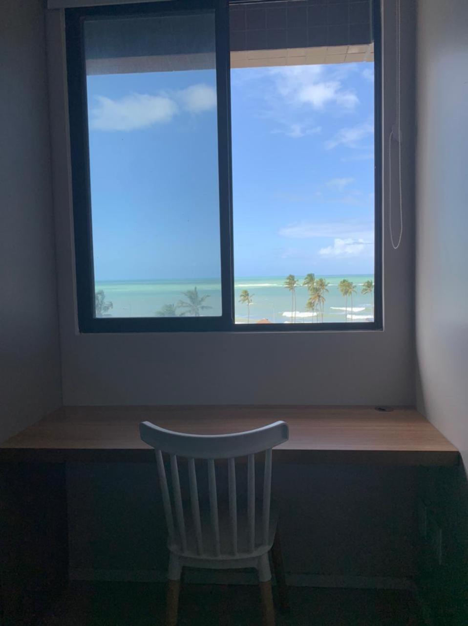 Apartamento Novo, Vista Mar, Area Nobre De Maceio. Maceió