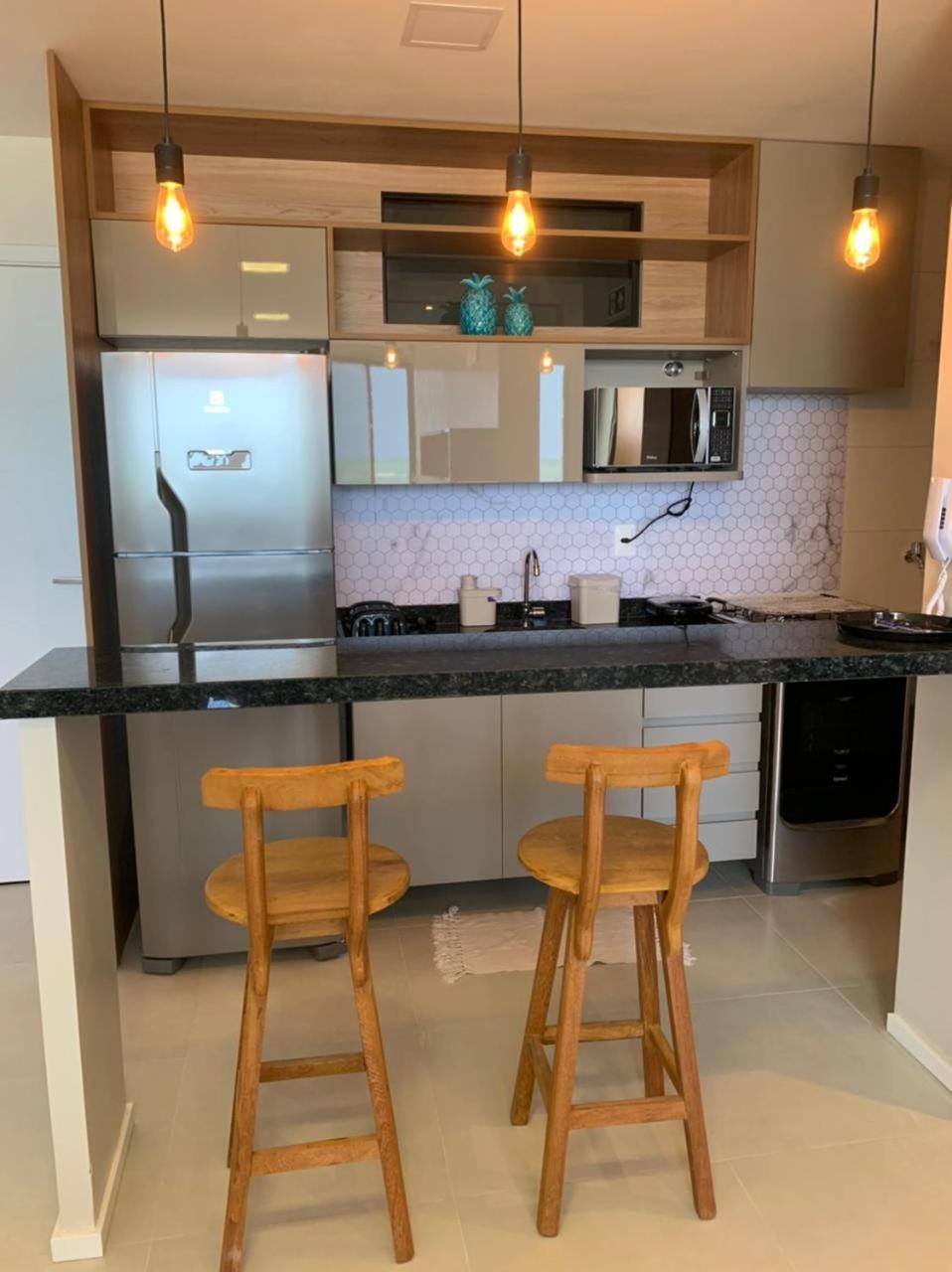 Apartamento Novo, Vista Mar, Area Nobre De Maceio.